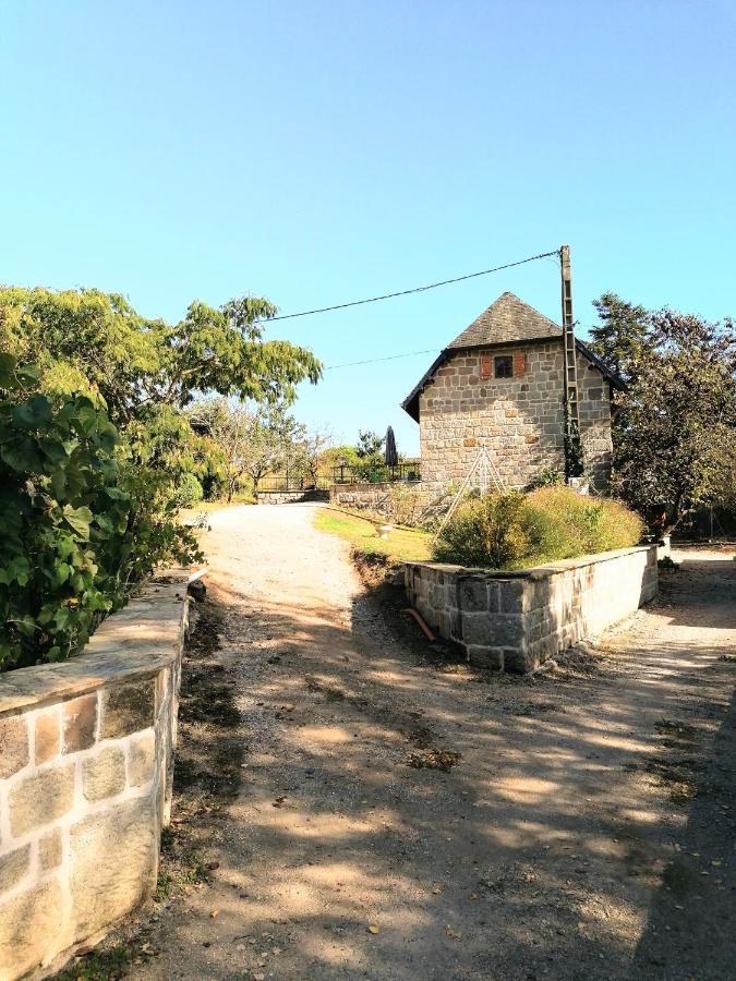 Gite De La Brande Jugeals-Nazareth Esterno foto